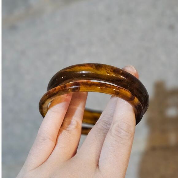 Boutique Retro Vintage-Style Tortoiseshell-Look Lucite Bangles ~ Casual - Picture 8 of 8